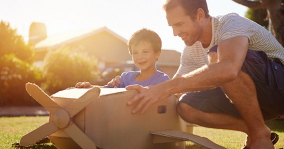 אנשים בעלי הישגים לעיתים רחוקות עמדו מנגד ונתנו לדברים לקרות להם. הם יצאו החוצה וגרמו לדברים לקרות