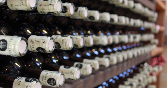 Shaul Debbi – What You Should Know Before Buying A Wine Rack