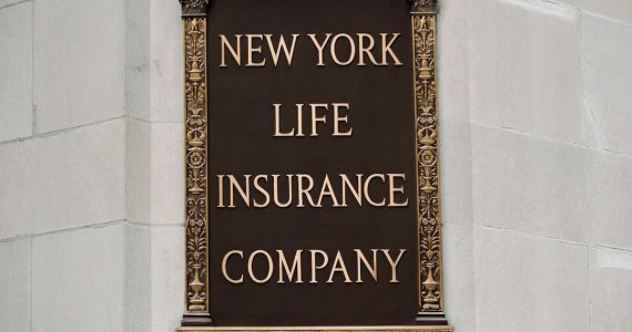 ביטוח חיים 2025: השוואת 8 חברות + מחשבון חינם